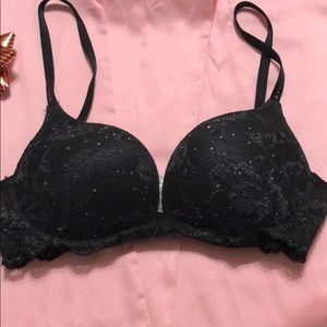 GUC VICTORIA’S SECRET BRA